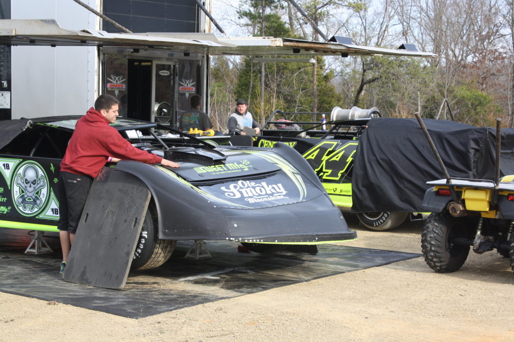 Bloomquist and Madden in the pit area
