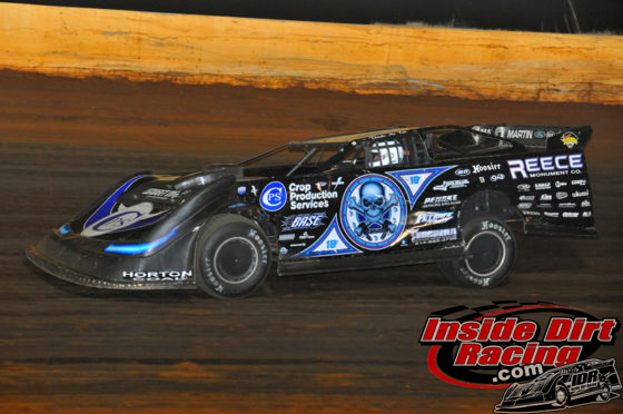 Scott Bloomquist proved to be dominant on Saturday at SMS