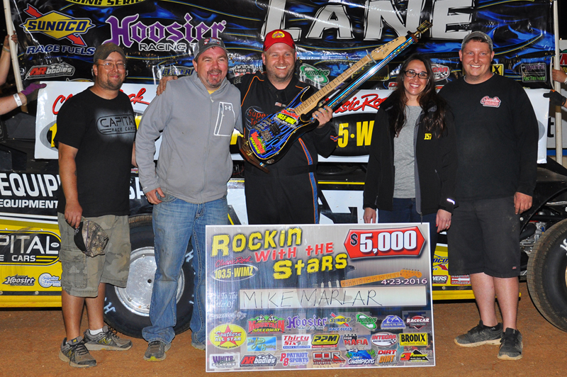 Mike Marlar and crew in victory lane