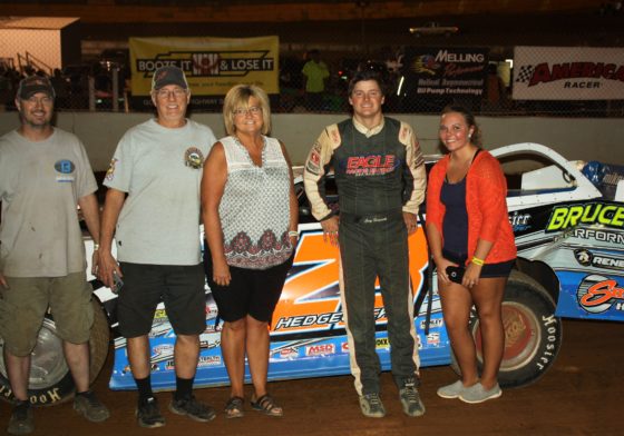 Hedgecock and crew celebrate their win at Volunteer Speedway