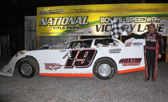 John Ownbey earned $2500 for his Crate LM win at Boyd's